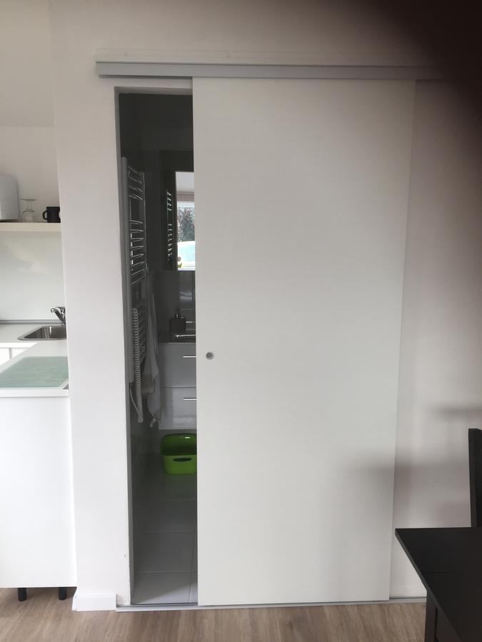 Studiovy Apartman V Zahrade โปลิเซ นาด เมตูยิ ภายนอก รูปภาพ
